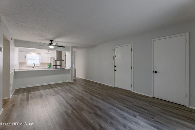 1950 PAINE Avenue, A-4, Jacksonville, FL 32211