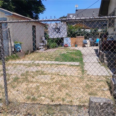 3525 RAYMOND, Los Angeles, CA 90007
