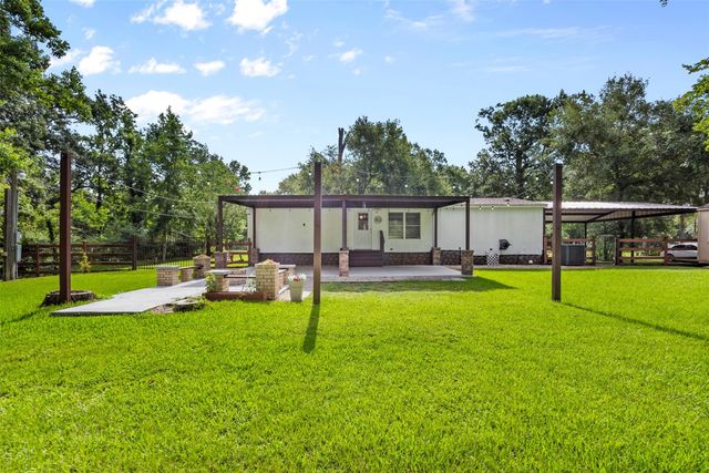 64 County Road 4700, Dayton, TX 77535