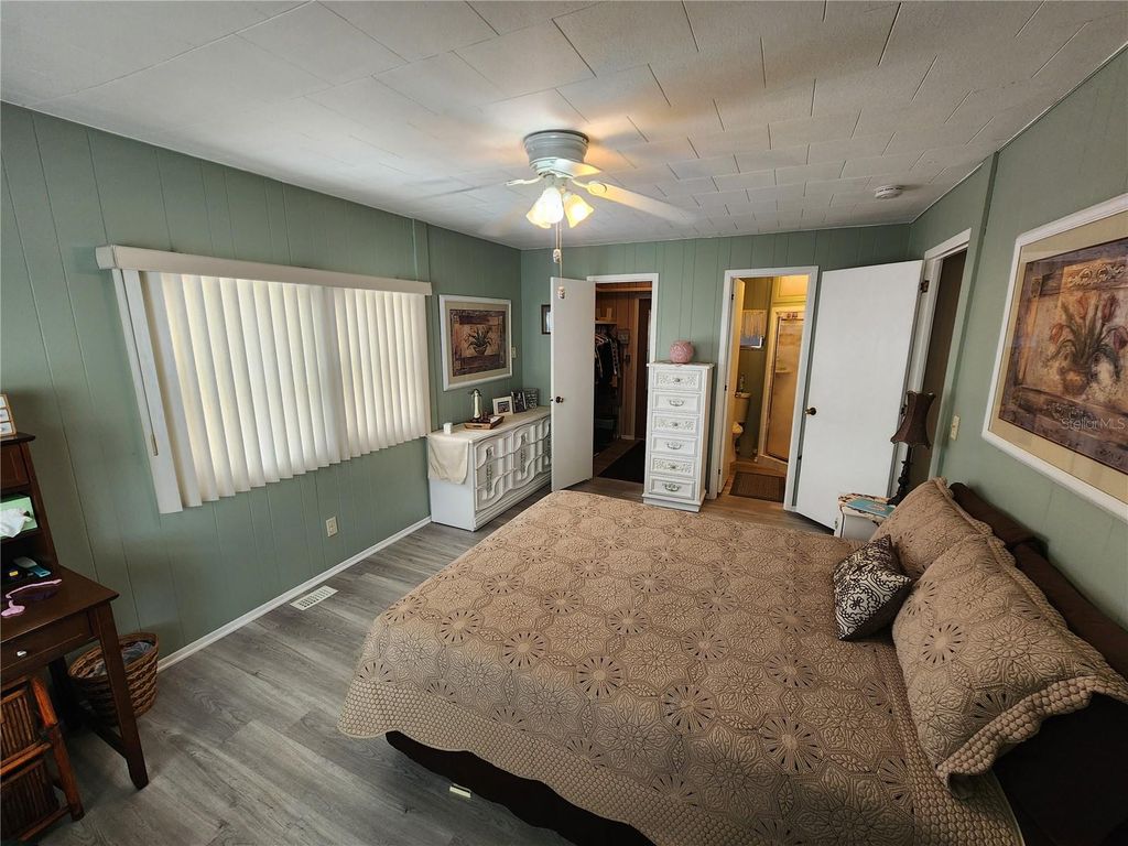 Image 17 of property listing at 5003 4TH STREET W, Bradenton, FL 34207