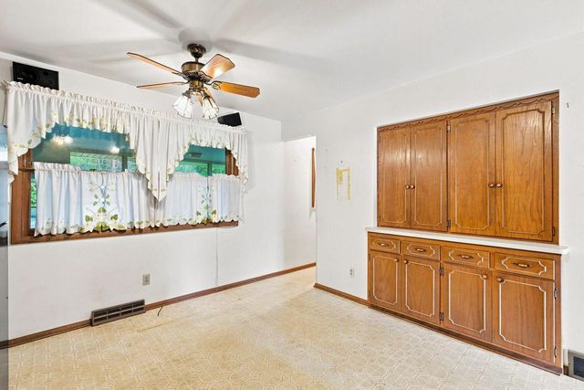 4560 Imperial DRIVE, Brookfield, WI 53045