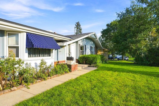 4560 Imperial DRIVE, Brookfield, WI 53045