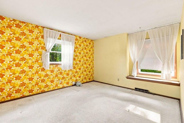 4560 Imperial DRIVE, Brookfield, WI 53045