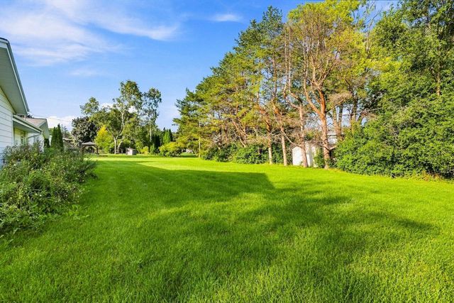 4560 Imperial DRIVE, Brookfield, WI 53045