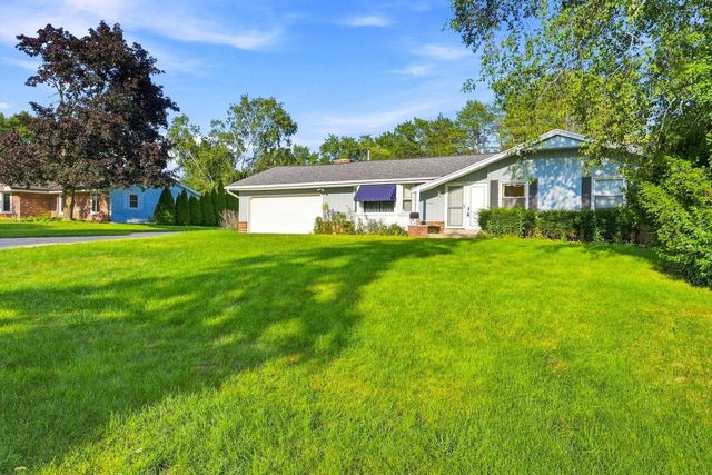 4560 Imperial DRIVE, Brookfield, WI 53045