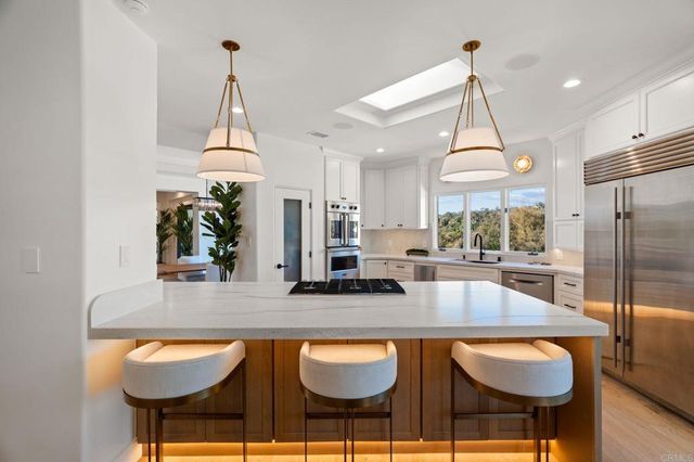 528 Flores De Oro, Rancho Santa Fe, CA 92067