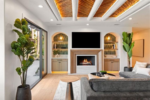 528 Flores De Oro, Rancho Santa Fe, CA 92067