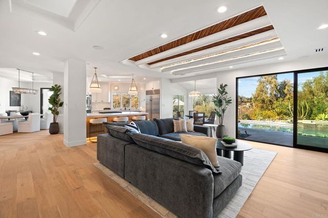 528 Flores De Oro, Rancho Santa Fe, CA 92067