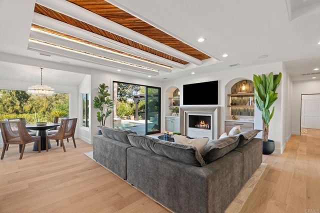 528 Flores De Oro, Rancho Santa Fe, CA 92067