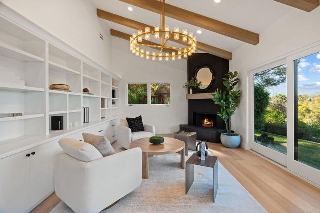 528 Flores De Oro, Rancho Santa Fe, CA 92067