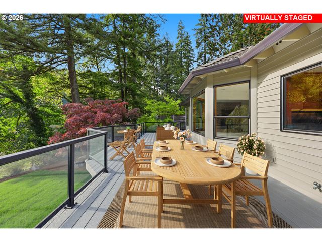 28446 HISTORIC COLUMBIA RI Hwy, Troutdale, OR 97060