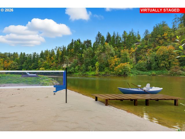 28446 HISTORIC COLUMBIA RI Hwy, Troutdale, OR 97060