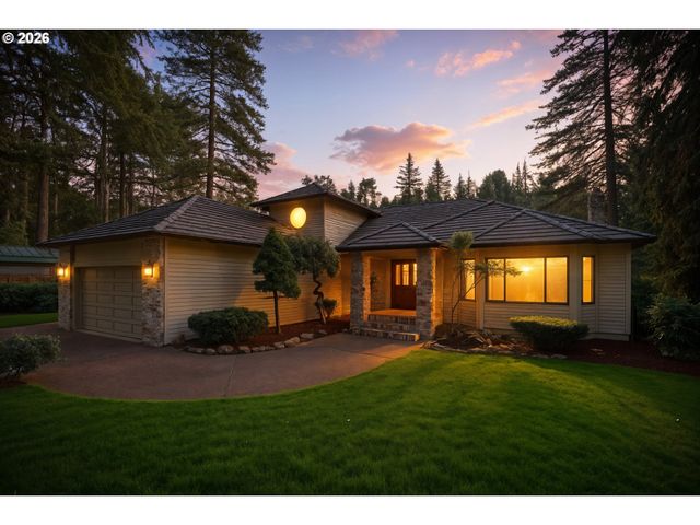 28446 HISTORIC COLUMBIA RI Hwy, Troutdale, OR 97060