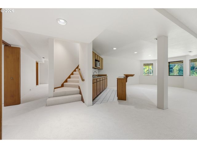 28446 HISTORIC COLUMBIA RI Hwy, Troutdale, OR 97060