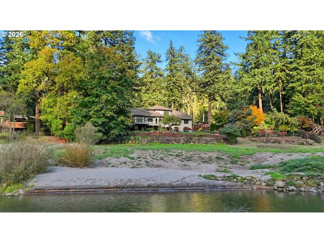 28446 HISTORIC COLUMBIA RI Hwy, Troutdale, OR 97060