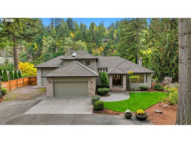 28446 HISTORIC COLUMBIA RI Hwy, Troutdale, OR 97060
