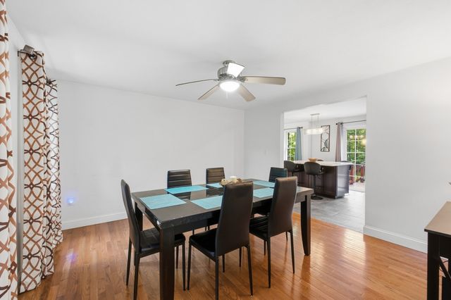 138 Walnut, Douglas, MA 01516