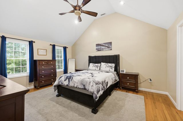 138 Walnut, Douglas, MA 01516