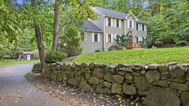 138 Walnut, Douglas, MA 01516