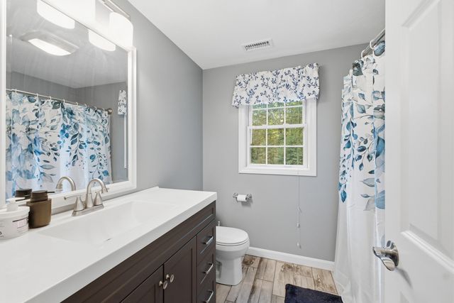 138 Walnut, Douglas, MA 01516