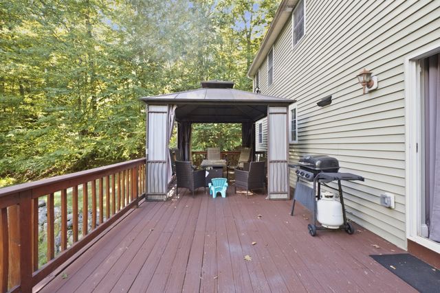 138 Walnut, Douglas, MA 01516
