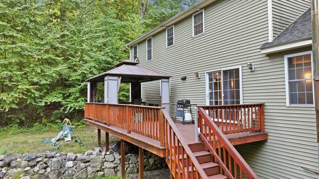 138 Walnut, Douglas, MA 01516