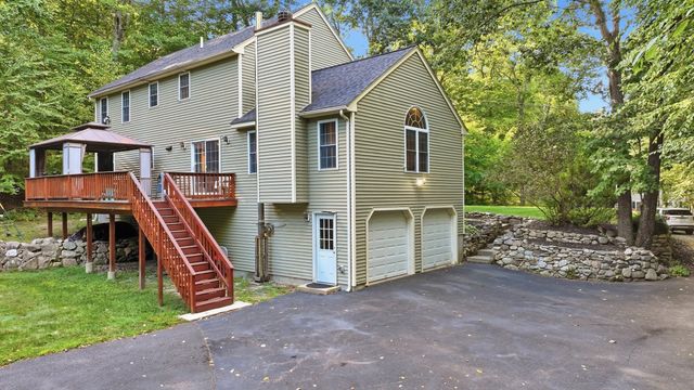 138 Walnut, Douglas, MA 01516