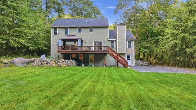 138 Walnut, Douglas, MA 01516