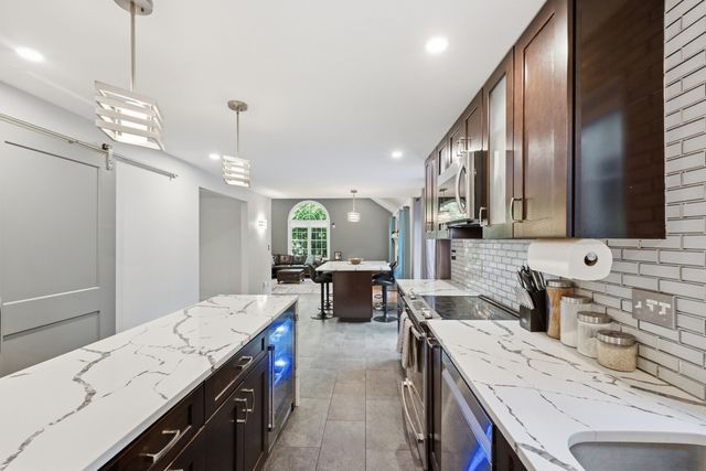 138 Walnut, Douglas, MA 01516
