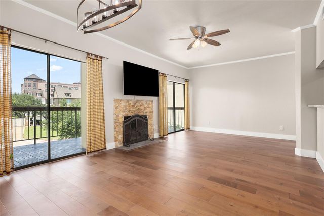 18809 Egret Bay Boulevard 214, Webster, TX 77058