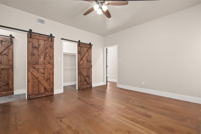 18809 Egret Bay Boulevard 214, Webster, TX 77058