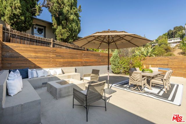 418 Wren Drive, Los Angeles, CA 90065
