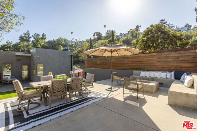 418 Wren Drive, Los Angeles, CA 90065