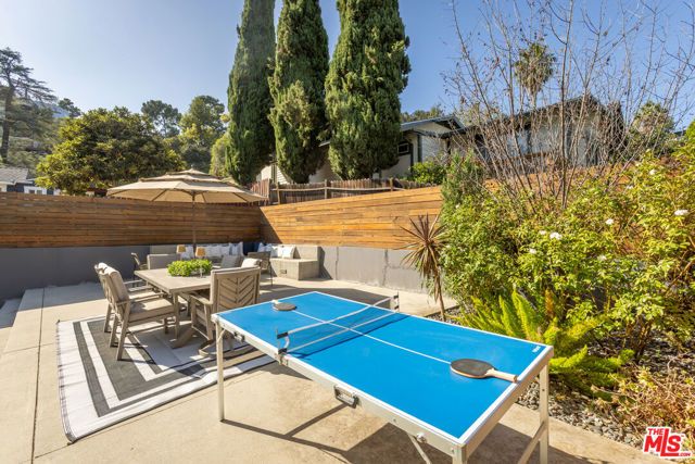 418 Wren Drive, Los Angeles, CA 90065