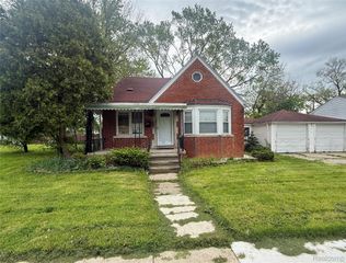 9030 Plainview Avenue, Detroit, MI 48228