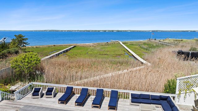 588 Dune Road, Westhampton, NY 11978