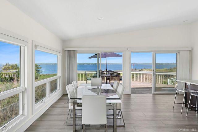 588 Dune Road, Westhampton, NY 11978