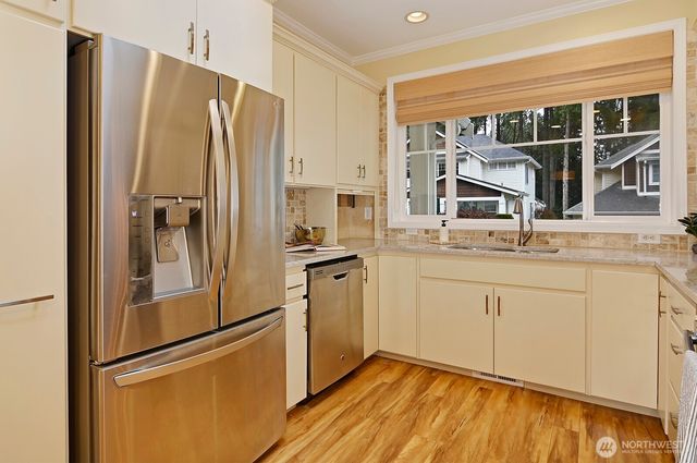 5638 61st Avenue W, University Place, WA 98467