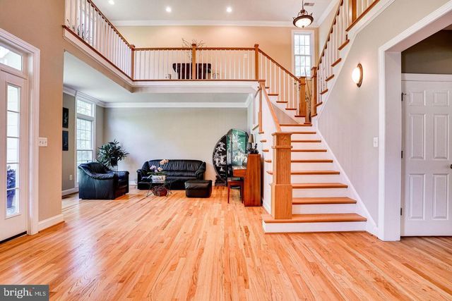 7920 N PARK ST N, Dunn Loring, VA 22027