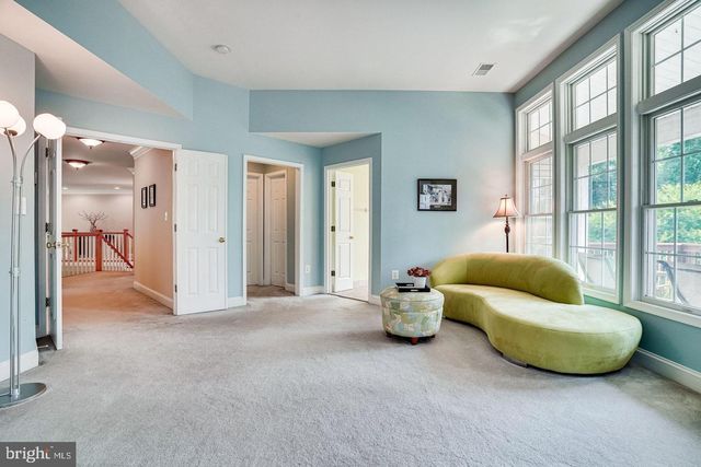 7920 N PARK ST N, Dunn Loring, VA 22027