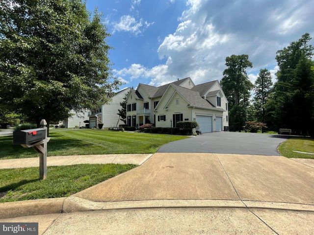 7920 N PARK ST N, Dunn Loring, VA 22027