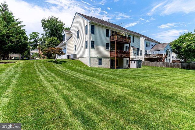 7920 N PARK ST N, Dunn Loring, VA 22027