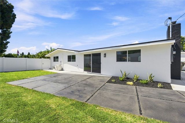 245 Tulane, Costa Mesa, CA 92626