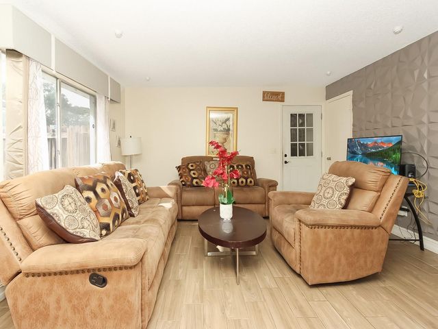 4173 SIGNAL HILL ROAD, Orlando, FL 32808