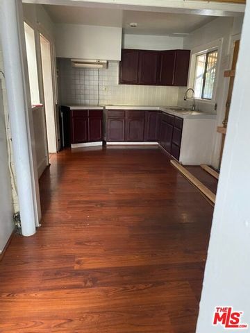 5061 Fountain Avenue, Los Angeles, CA 90029