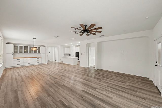 5414 Agave Spine, San Antonio, TX 78261