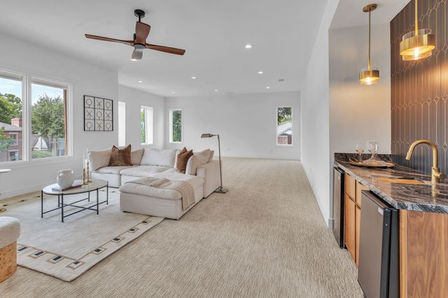 4716 Harley Avenue, Fort Worth, TX 76107