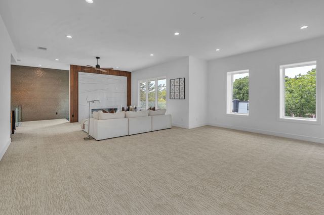4716 Harley Avenue, Fort Worth, TX 76107