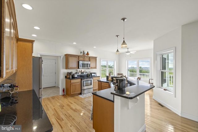 389 CARR HILL RD, Gettysburg, PA 17325