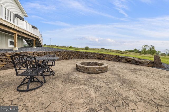 389 CARR HILL RD, Gettysburg, PA 17325